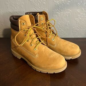 Timberland Boots with Ortholite size 7.5!